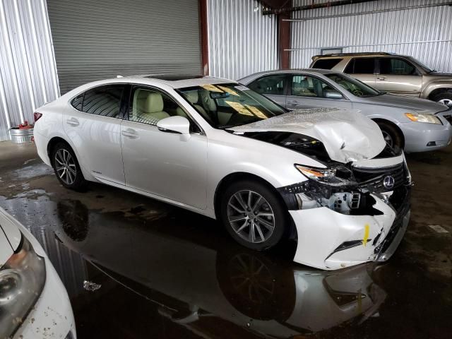 2016 Lexus ES 300H