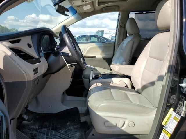 2016 Toyota Sienna XLE