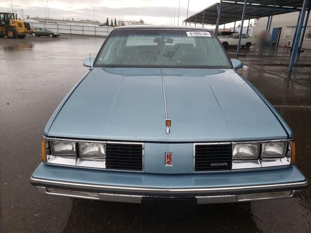 1986 Oldsmobile Delta 88 Royale Brougham