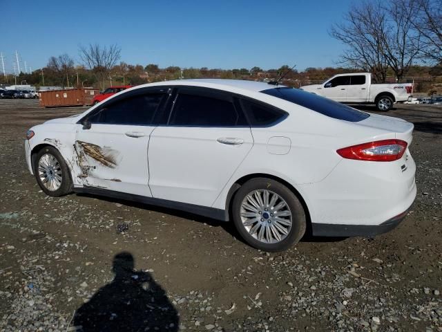 2016 Ford Fusion S Hybrid