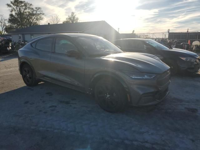 2023 Ford Mustang MACH-E California Route 1