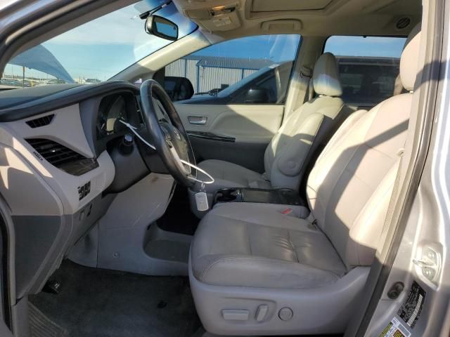 2015 Toyota Sienna XLE