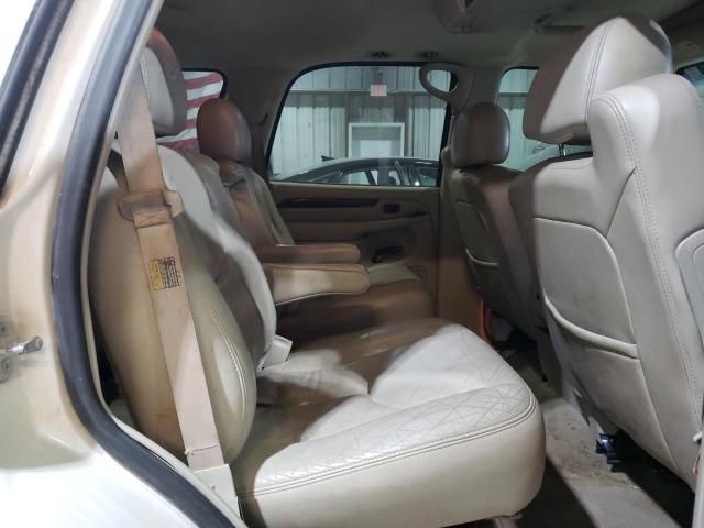 2004 Cadillac Escalade Luxury