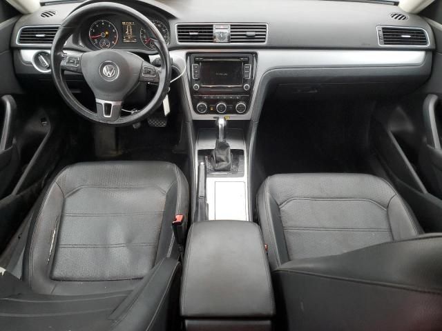 2012 Volkswagen Passat SE