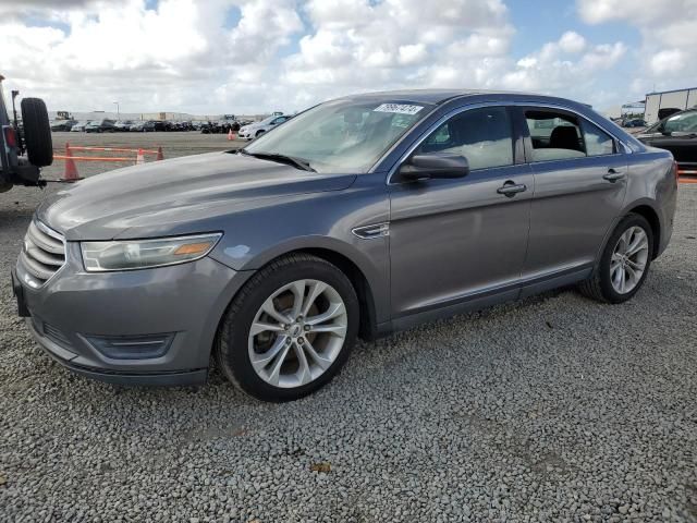 2013 Ford Taurus SEL