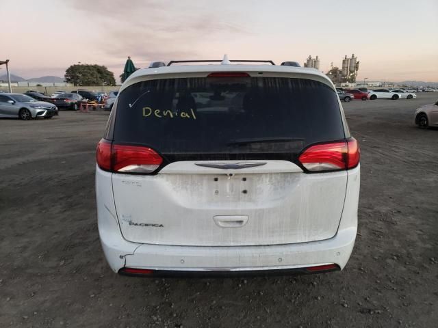 2017 Chrysler Pacifica Touring L Plus