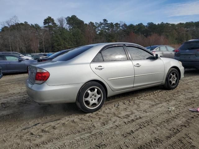 2005 Toyota Camry LE