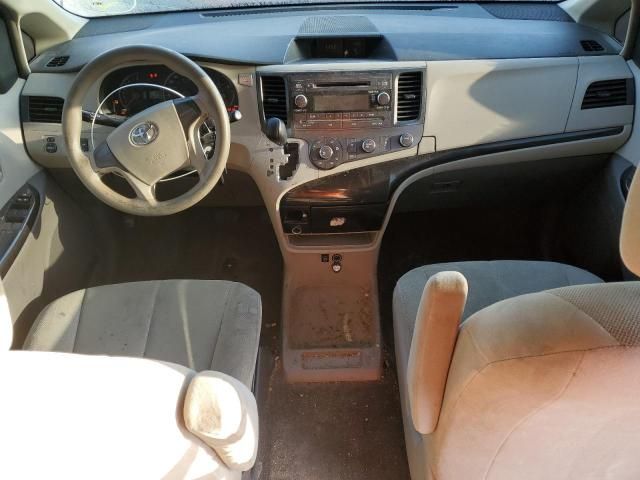 2012 Toyota Sienna