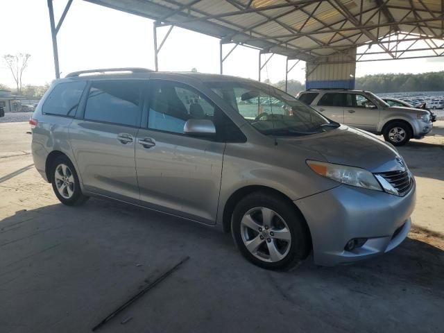 2013 Toyota Sienna LE