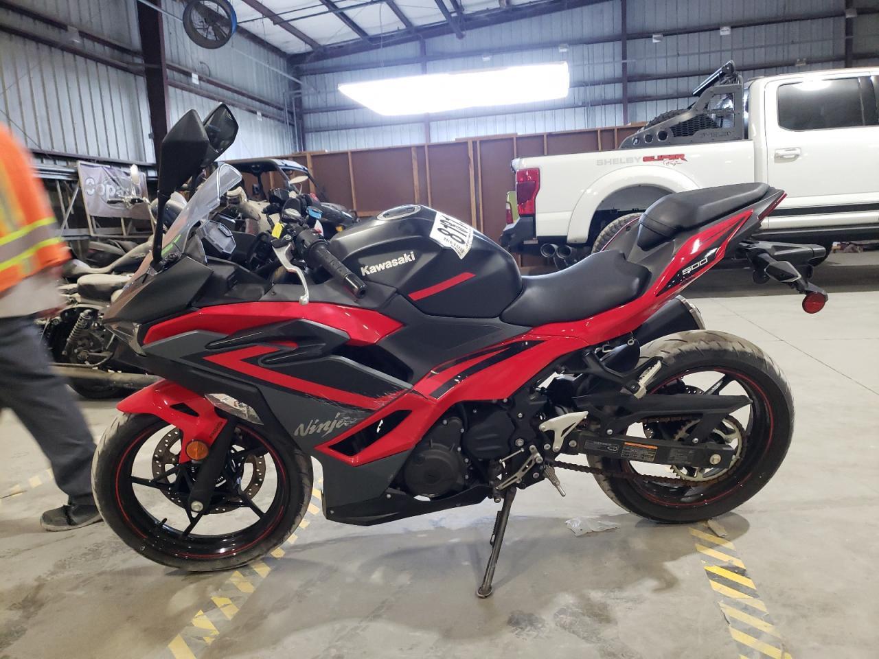 2024 Kawasaki EX500