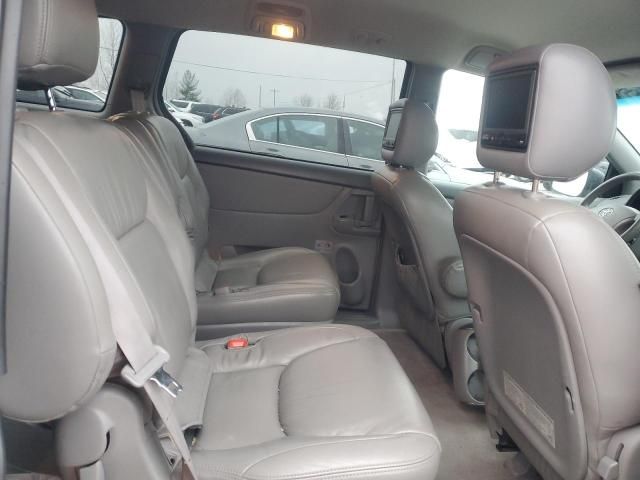 2010 Toyota Sienna CE