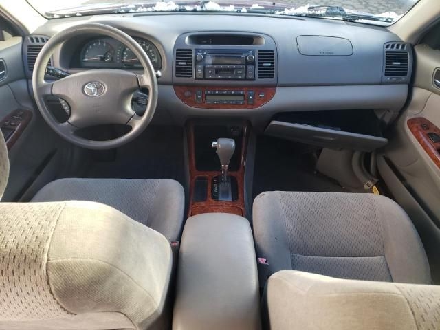 2002 Toyota Camry LE