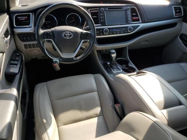 2018 Toyota Highlander SE