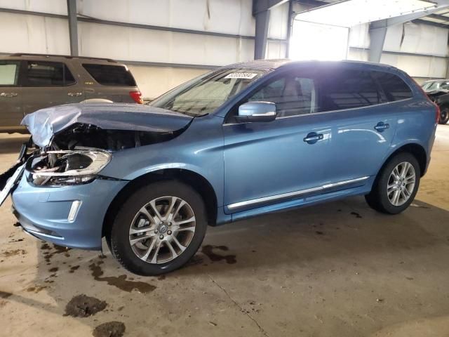 2016 Volvo XC60 T5 Platinum