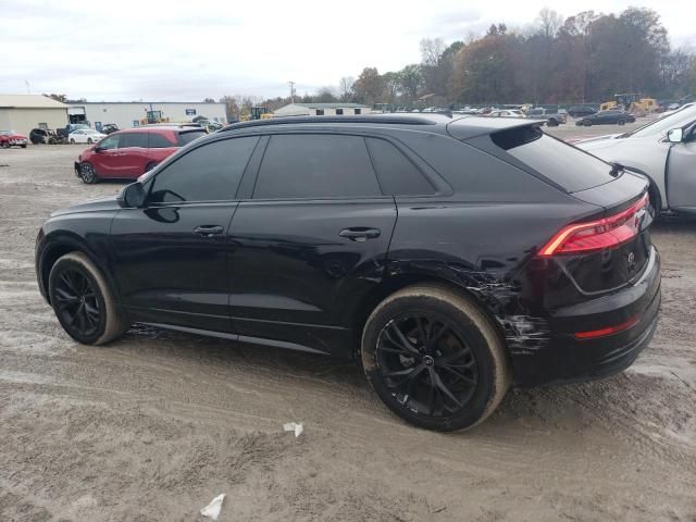 2022 Audi Q8 Premium