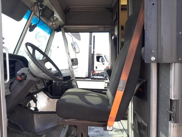 2017 Freightliner Chassis M Line WALK-IN Van