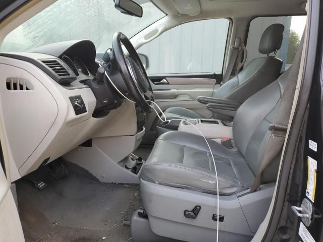 2011 Volkswagen Routan SEL