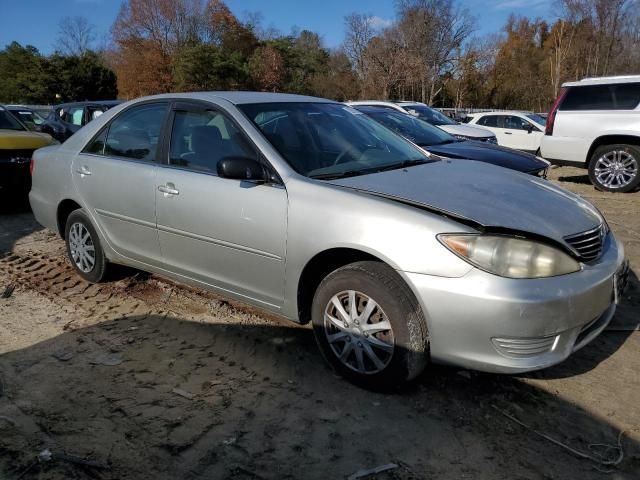 2005 Toyota Camry LE