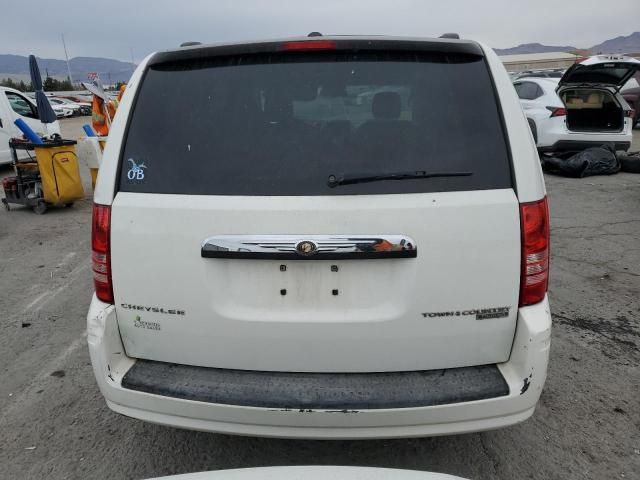 2010 Chrysler Town & Country Touring