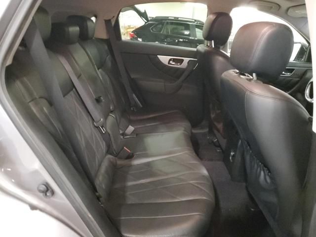 2011 Infiniti FX35