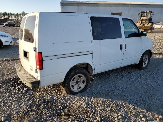 2005 GMC Safari XT