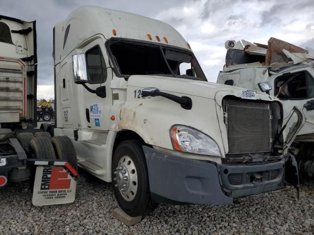 2015 Freightliner Cascadia 125