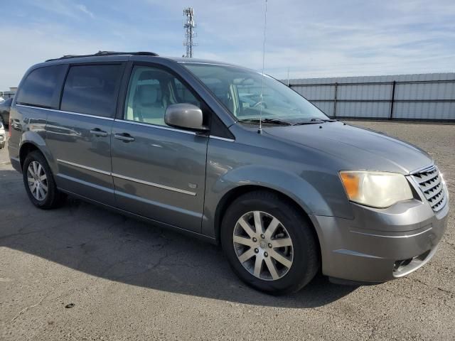 2009 Chrysler Town & Country Touring