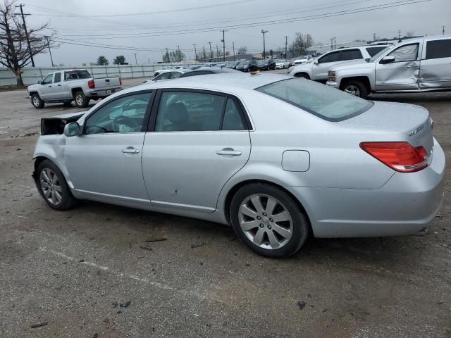 2005 Toyota Avalon XL