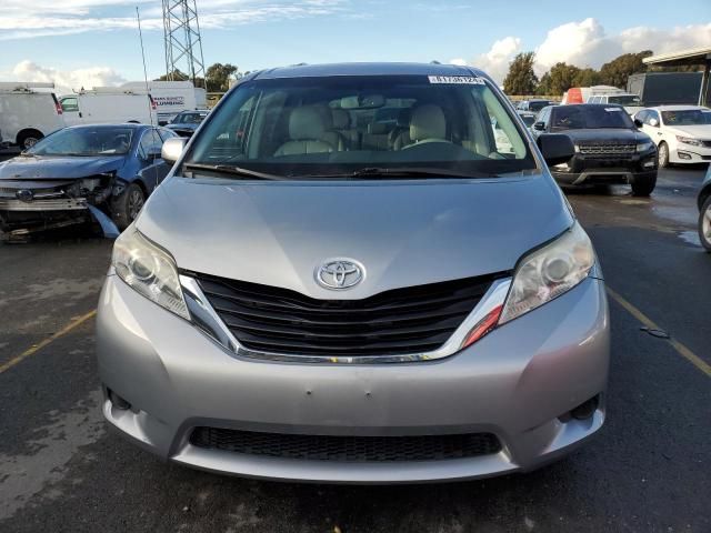 2012 Toyota Sienna LE