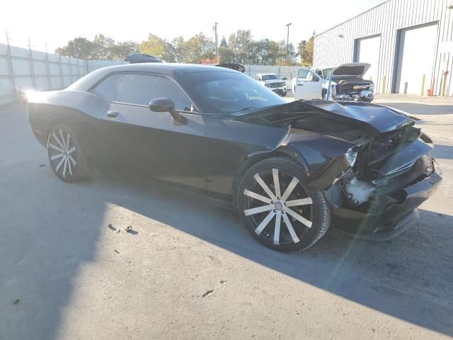 2017 Dodge Challenger SXT