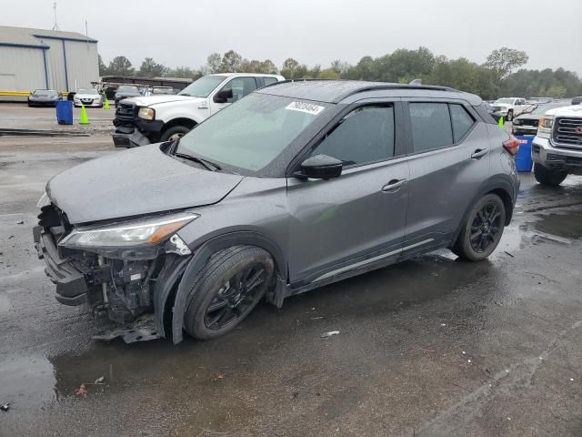 2023 Nissan Kicks SR