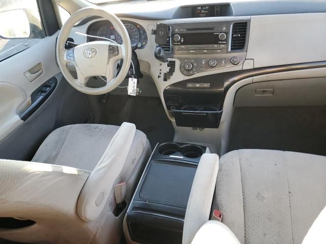 2012 Toyota Sienna LE