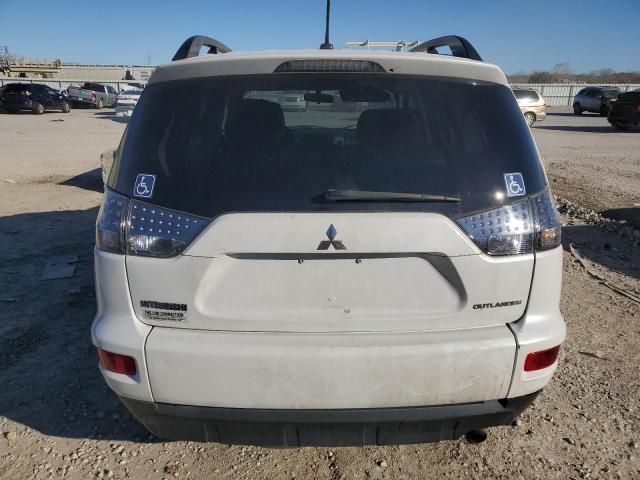 2011 Mitsubishi Outlander SE