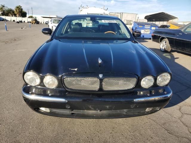 2006 Jaguar XJR