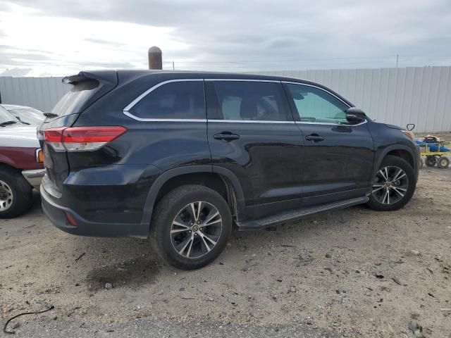 2019 Toyota Highlander LE