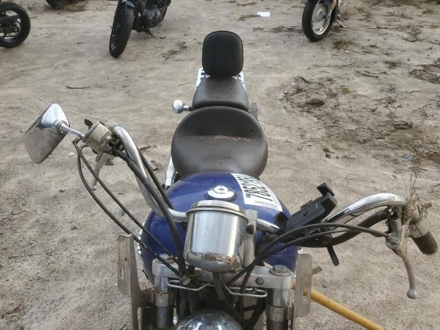 2004 Honda VT1100 C