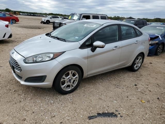 2015 Ford Fiesta SE