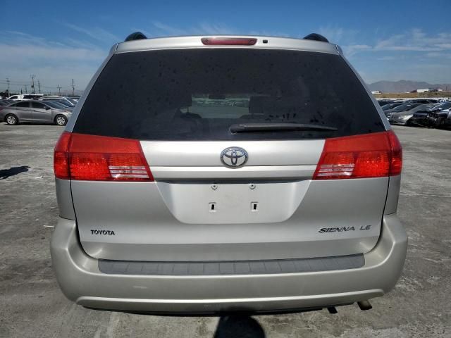 2004 Toyota Sienna CE