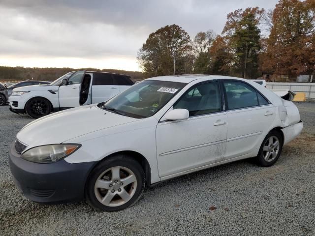 2005 Toyota Camry LE