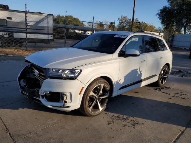 2019 Audi Q7 Prestige