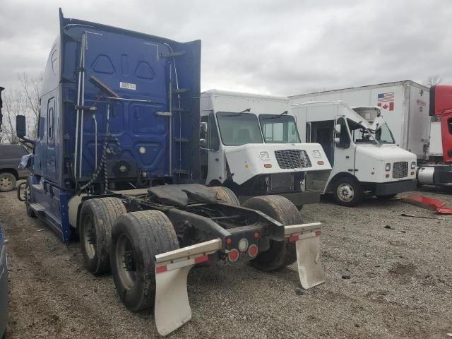 2019 Freightliner Cascadia 126