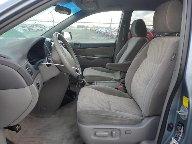 2010 Toyota Sienna CE