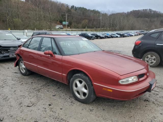 1999 Oldsmobile 88 Base