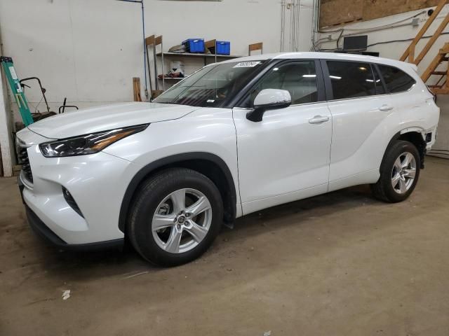 2023 Toyota Highlander Hybrid LE