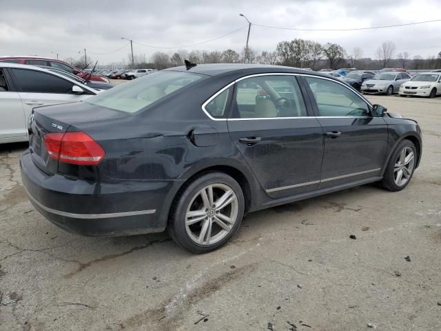 2013 Volkswagen Passat SEL