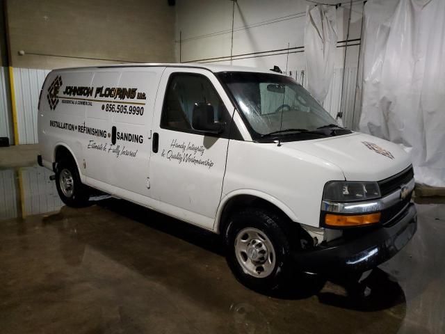 2020 Chevrolet Express G2500