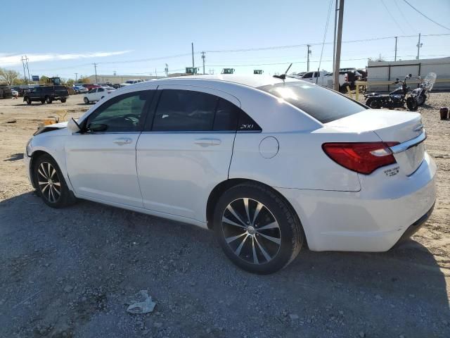 2013 Chrysler 200 Limited