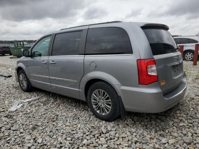 2013 Chrysler Town & Country Touring L