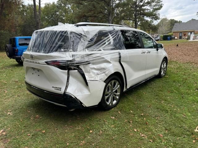 2023 Toyota Sienna Limited