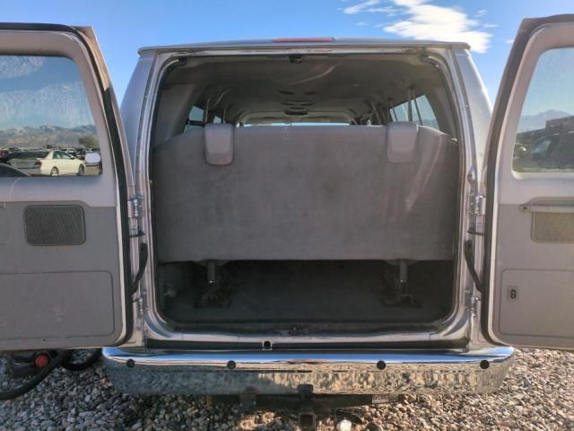 2010 Ford Econoline E350 Super Duty Wagon